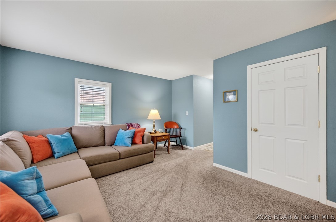 27523 Shorty Road Barnett, MO 65011 - Photo 27 of 60 Living room