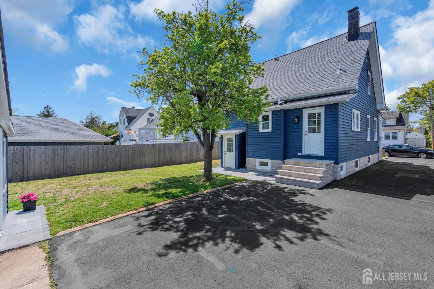 21 Market Street Edison, NJ 08817 - Photo 40 of 45