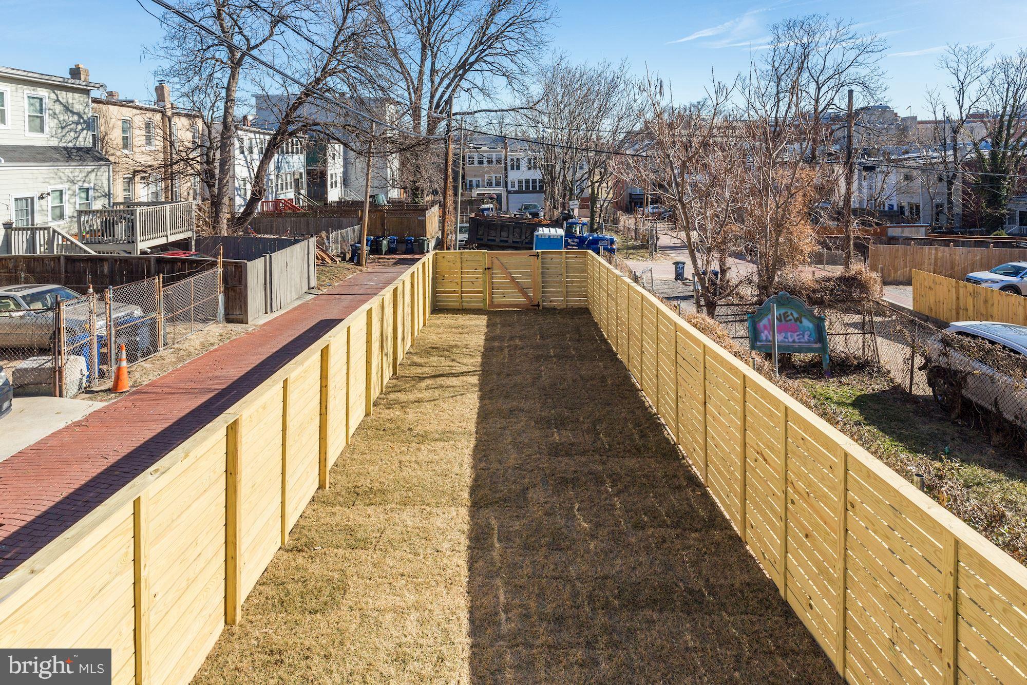 3123 Warder Street Northwest, Unit 3 Washington, DC 20010 - Photo 12 of 17 HUGE shared backyard