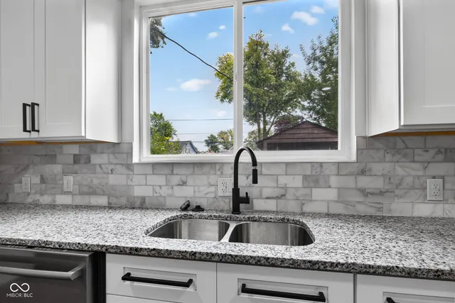 $250,000 | 425 Sanders Street, Indianapolis, IN 46225