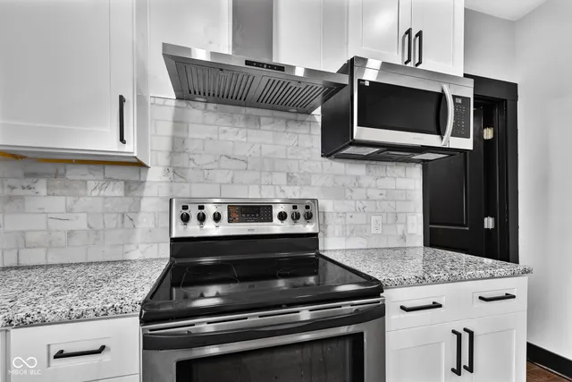 $250,000 | 425 Sanders Street, Indianapolis, IN 46225