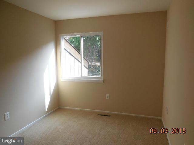 2339 Glade Bank Way Reston, VA 20191 - Photo 19 of 30 Bedroom