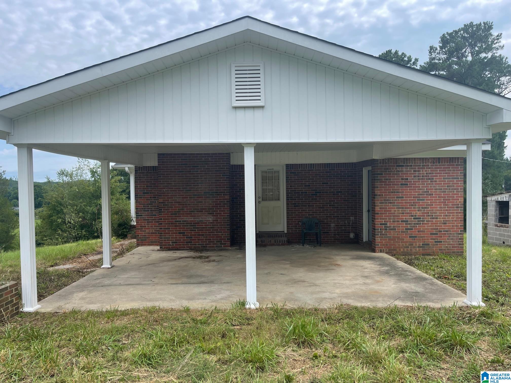 190 Silver Loop Road Columbiana, AL 35051 - Photo 3 of 21
