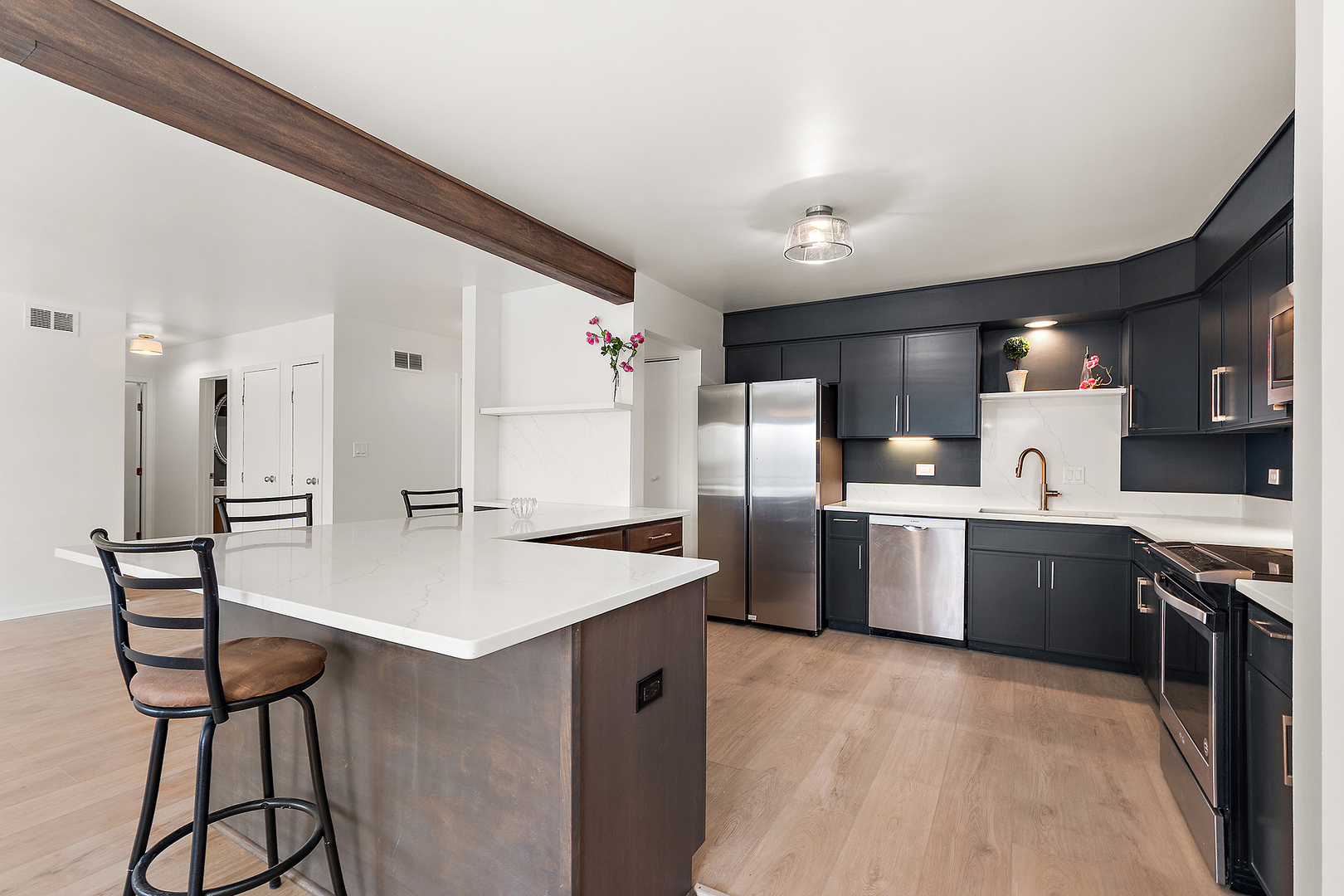 2301 183rd Street, Unit 401 Homewood, IL 60430 - Photo 10 of 22