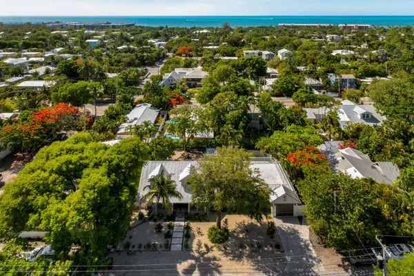an aerial view of multiple house