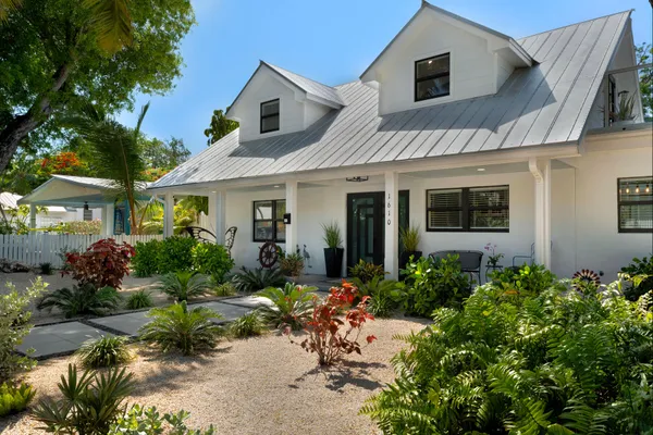 $2,925,000 | 1610 Von Phister Street, Key West, FL 33040