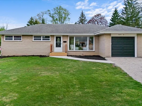 $629,900 | 2015 Maplewood Road, Northbrook, IL 60062