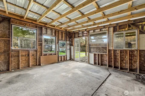 $945,000 | 10731 Dayton Avenue North, Seattle, WA 98133