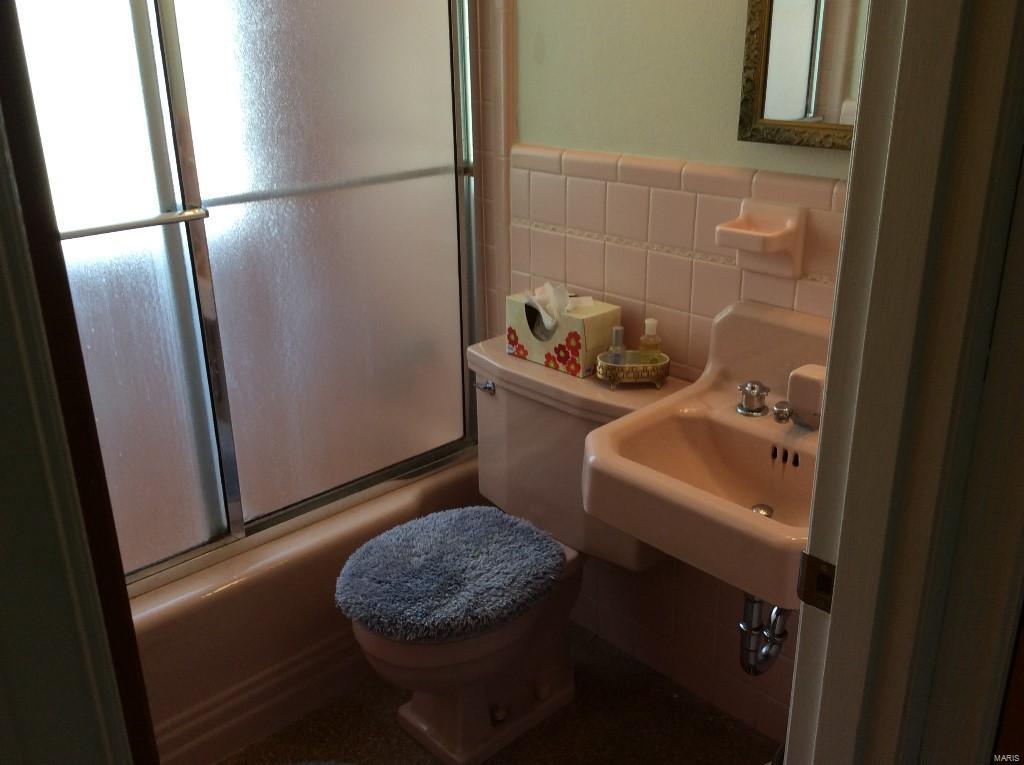 1277 Chambers Road St. Louis, MO 63137 - Photo 12 of 14 Gallery Image 12