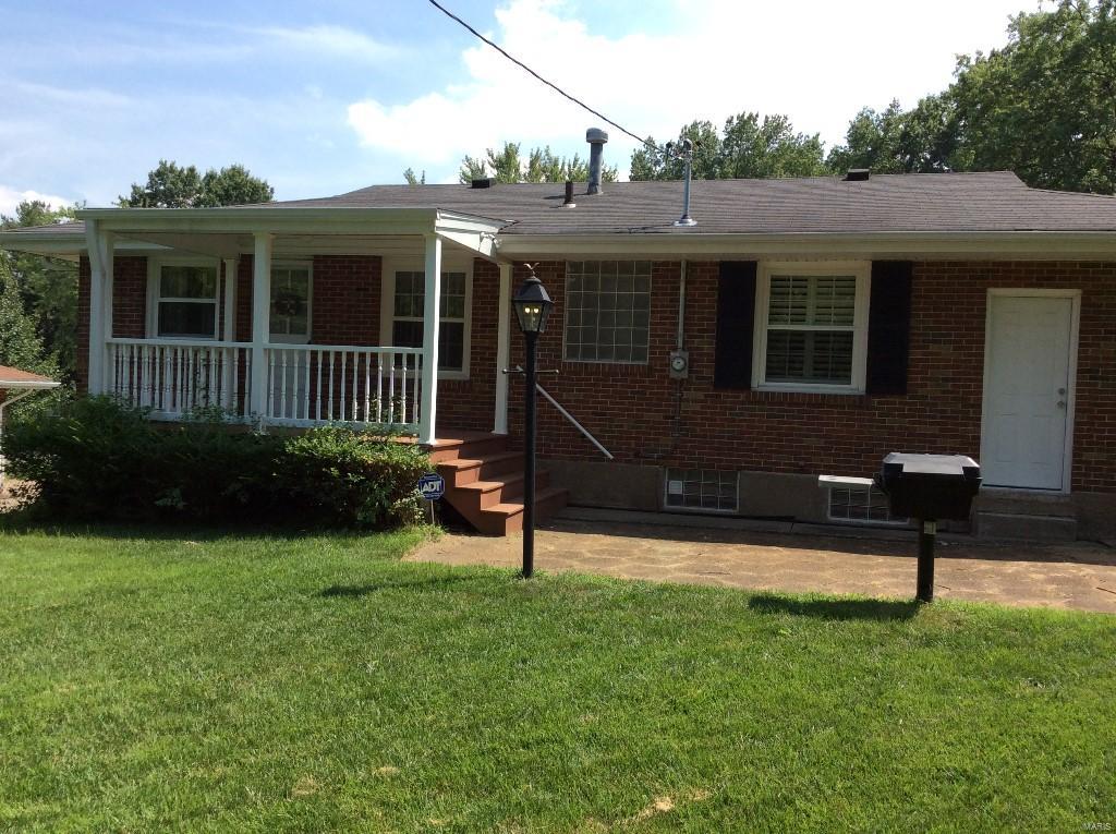 1277 Chambers Road St. Louis, MO 63137 - Photo 3 of 14 Gallery Image 3