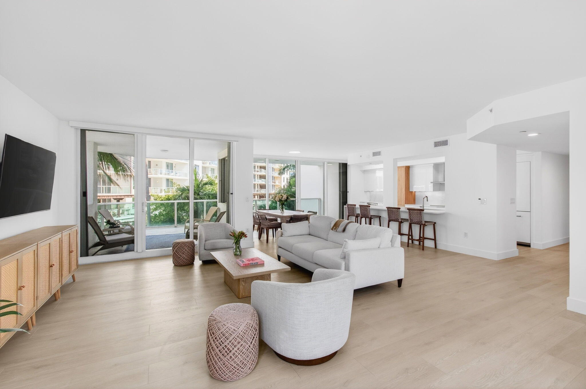 500 Southeast Mizner Boulevard, Unit A311 Boca Raton, FL 33432 - Photo 13 of 89 13-web-or-mls-DSC_2409