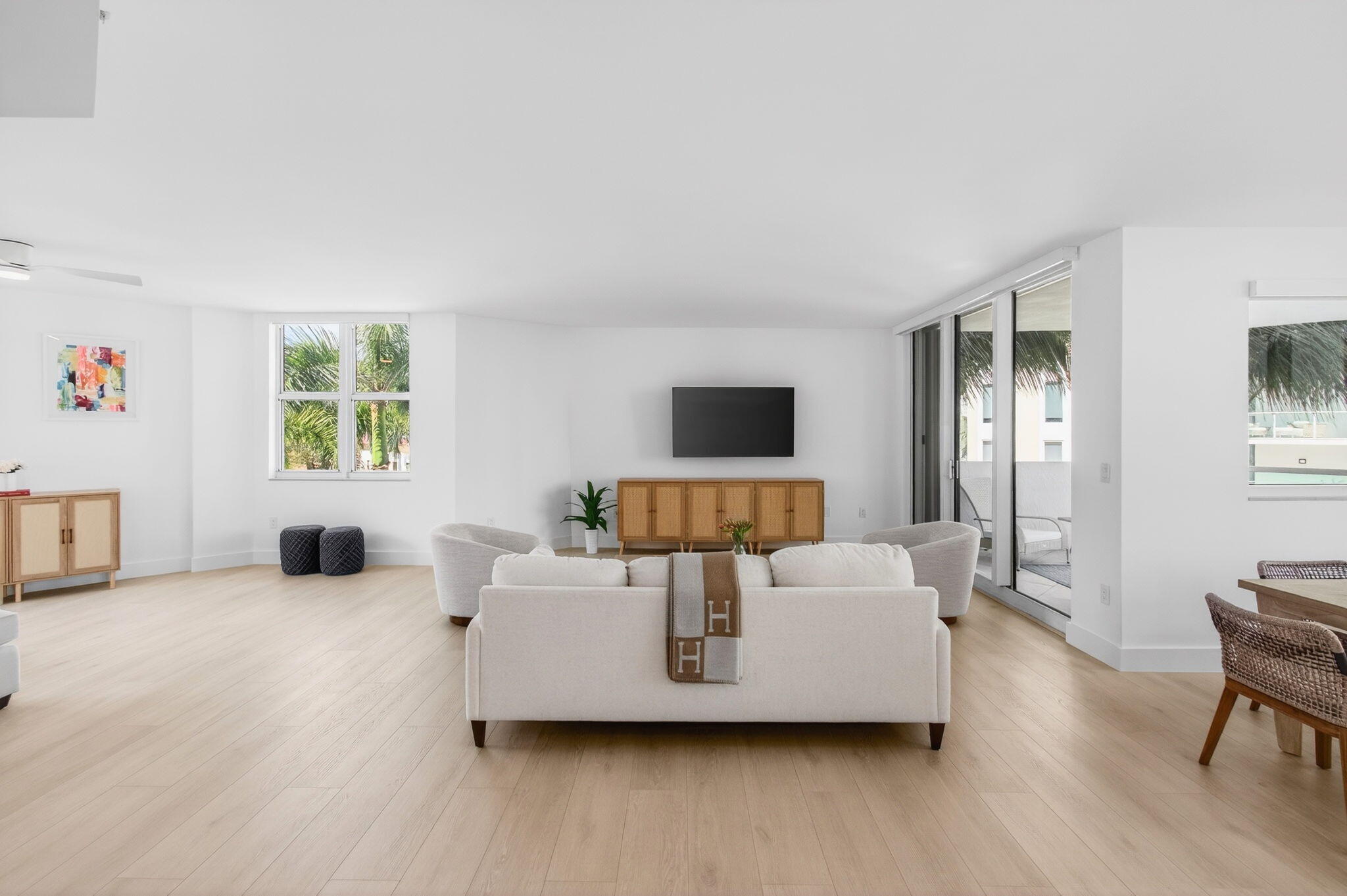 500 Southeast Mizner Boulevard, Unit A311 Boca Raton, FL 33432 - Photo 3 of 89 9-web-or-mls-DSC_2369