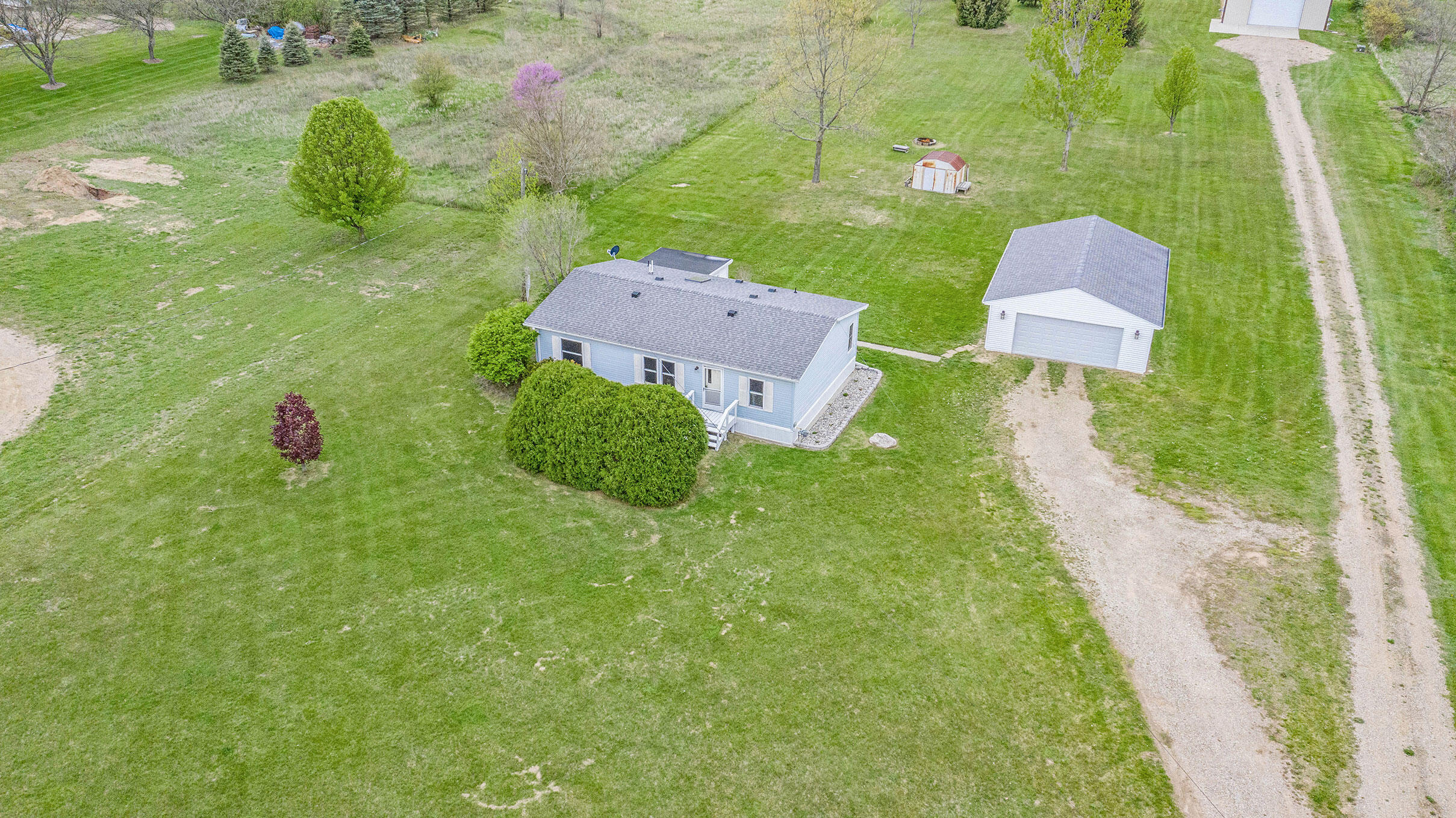 81240 Highway 51 Decatur, MI 49045 - Photo 3 of 26 DJI_0564