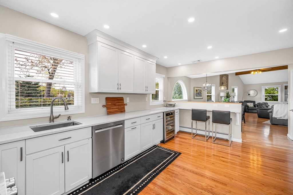 389 Marbleridge Road North Andover, MA 01845 - Photo 11 of 35