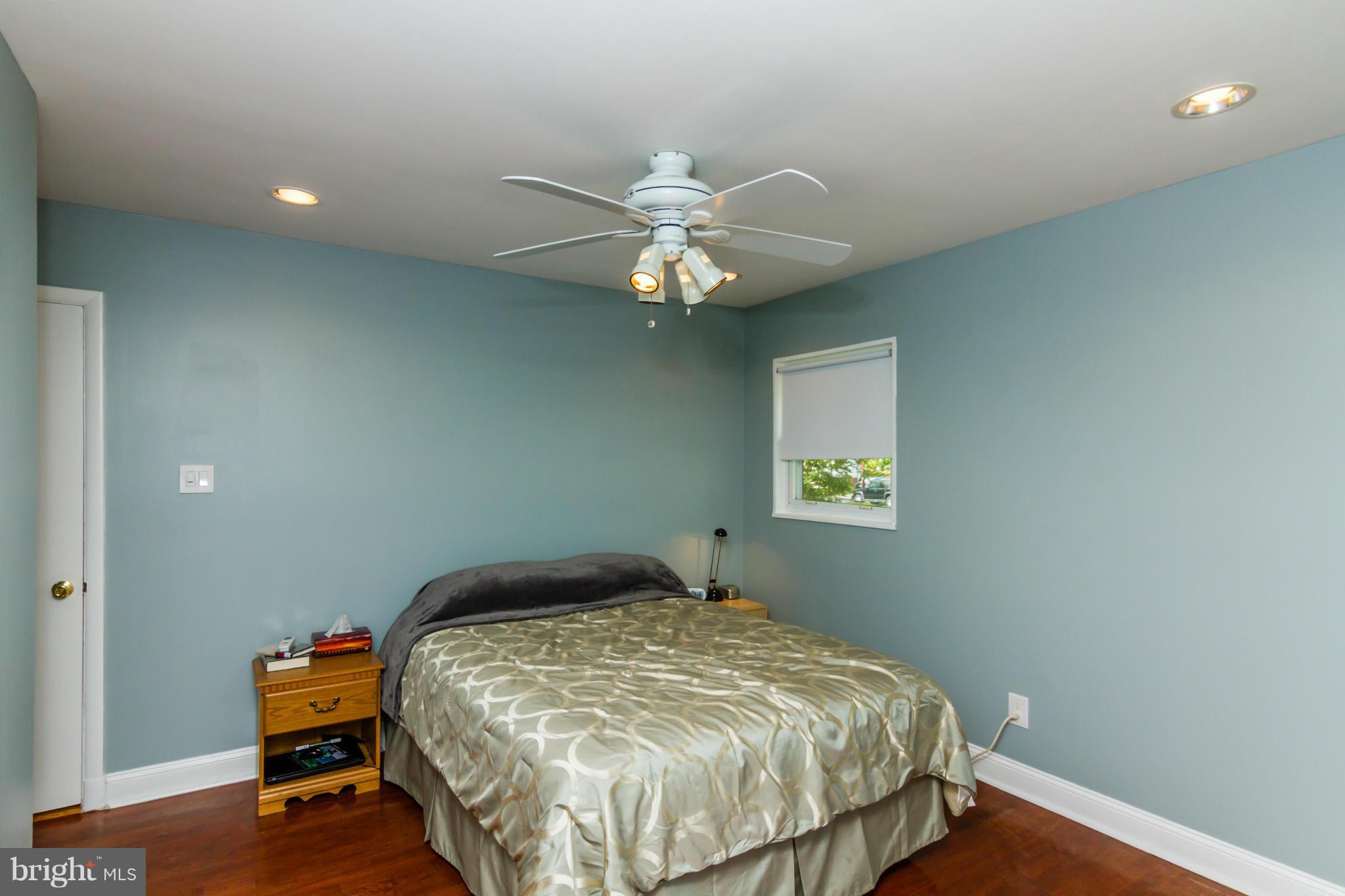 11820 Claridge Road Silver Spring, MD 20902 - Photo 17 of 30 Bedroom