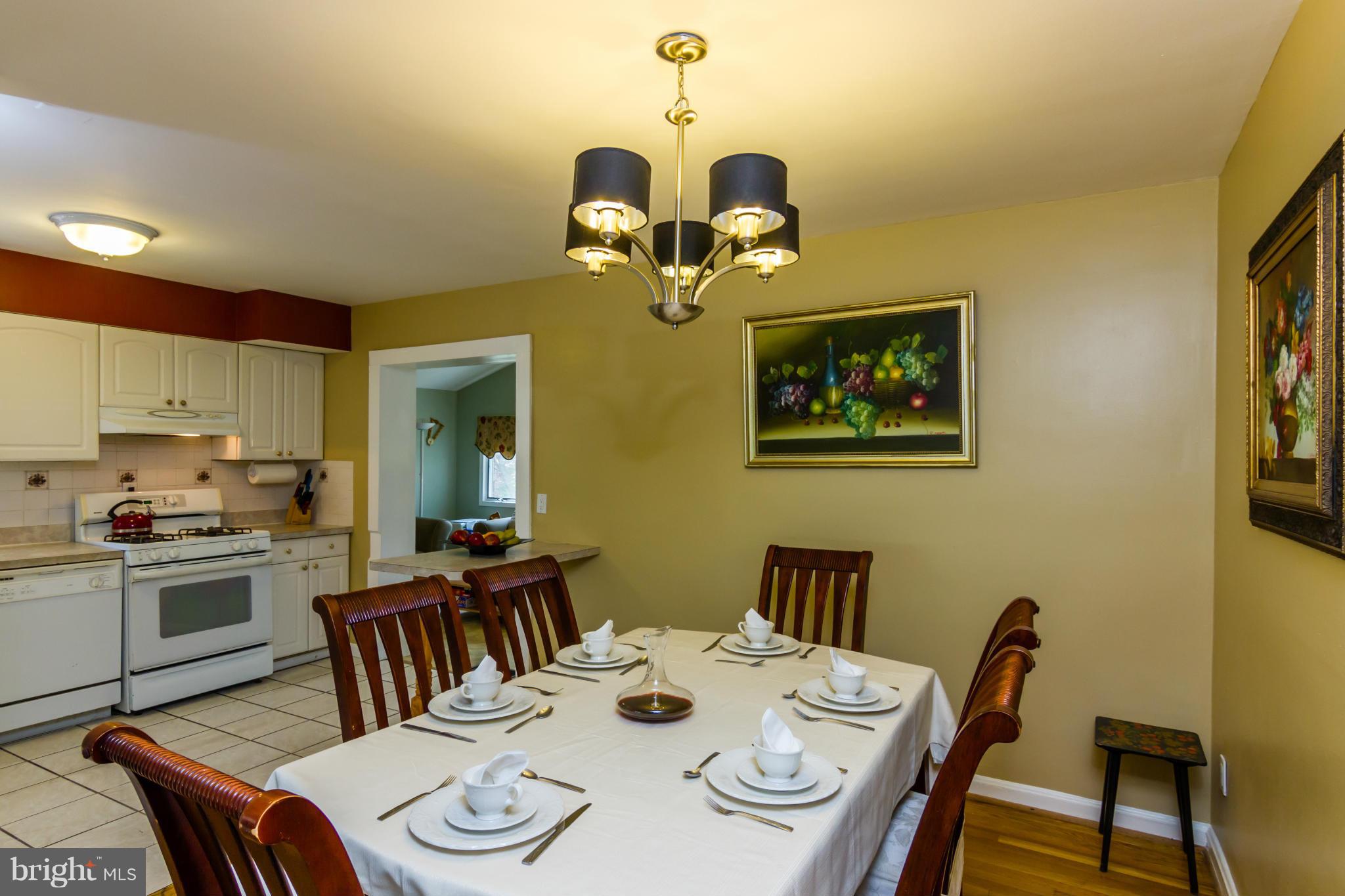 11820 Claridge Road Silver Spring, MD 20902 - Photo 6 of 30 Dining Room