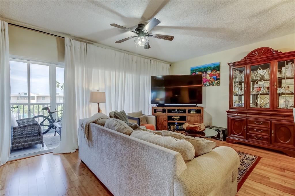 6205 Shoreline Drive, Unit 1304 Seminole, FL 33708 - Photo 26 of 57