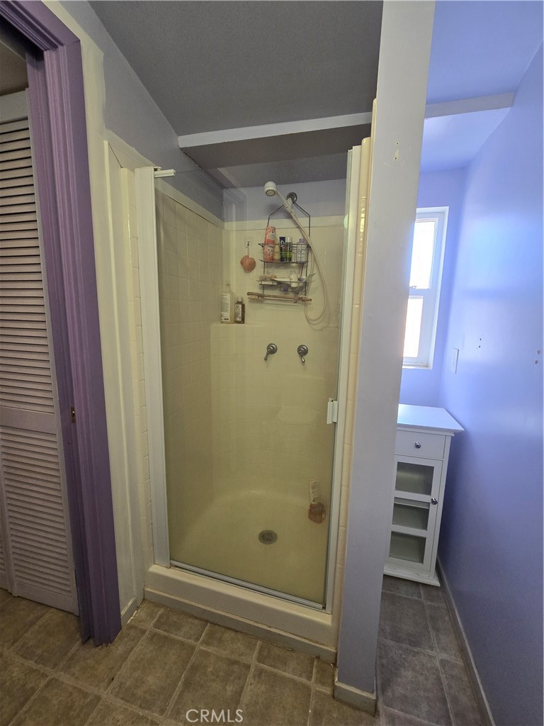 5963 Schilling Road Coulterville, CA 95311 - Photo 19 of 75 MAIN HOUSE PRIMARY SHOWER