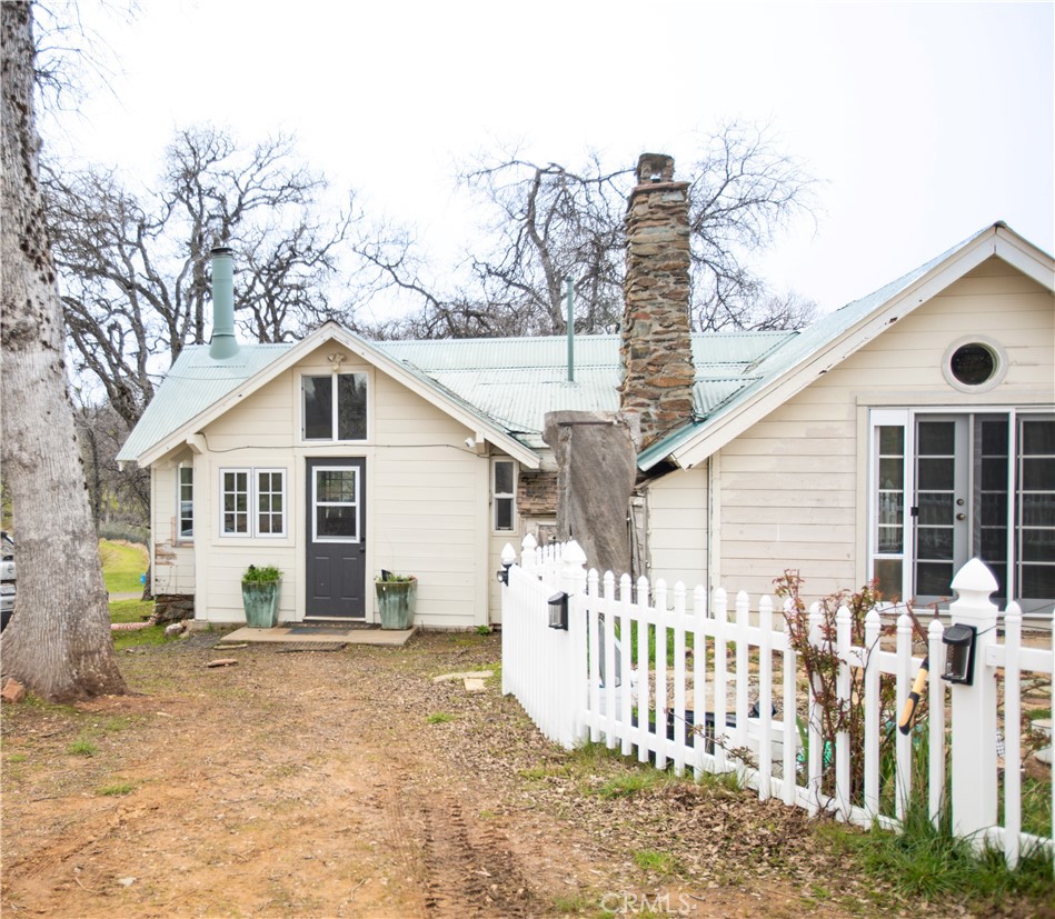 5963 Schilling Road Coulterville, CA 95311 - Photo 7 of 75 EAST SIDE