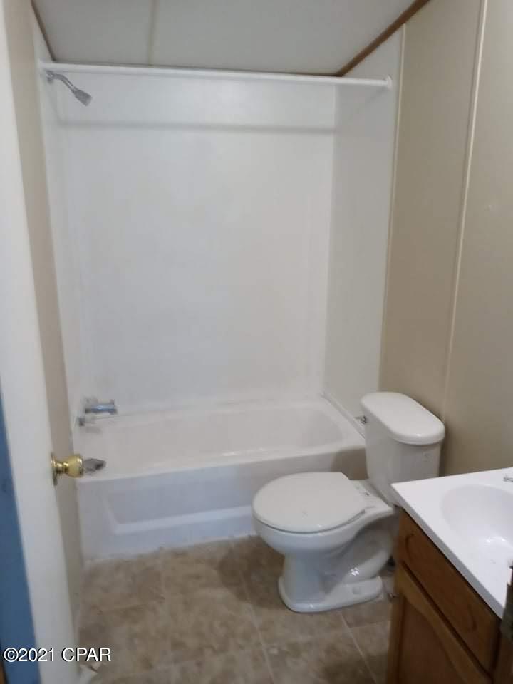 3445 Roche Avenue Vernon, FL 32462 - Photo 12 of 17