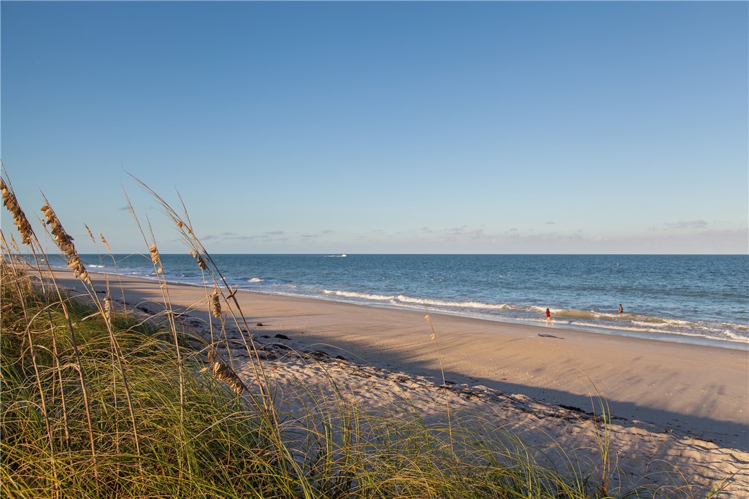 835 Reef Road Vero Beach, FL 32963 - Photo 16 of 34 Gallery Image 16