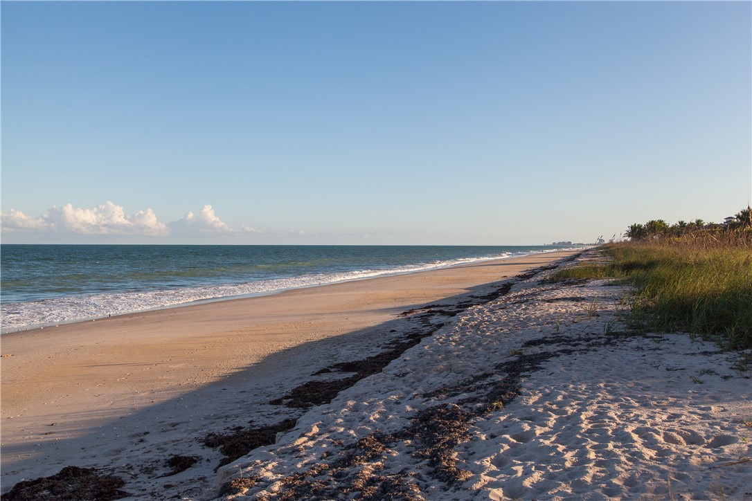 835 Reef Road Vero Beach, FL 32963 - Photo 17 of 34 Gallery Image 17