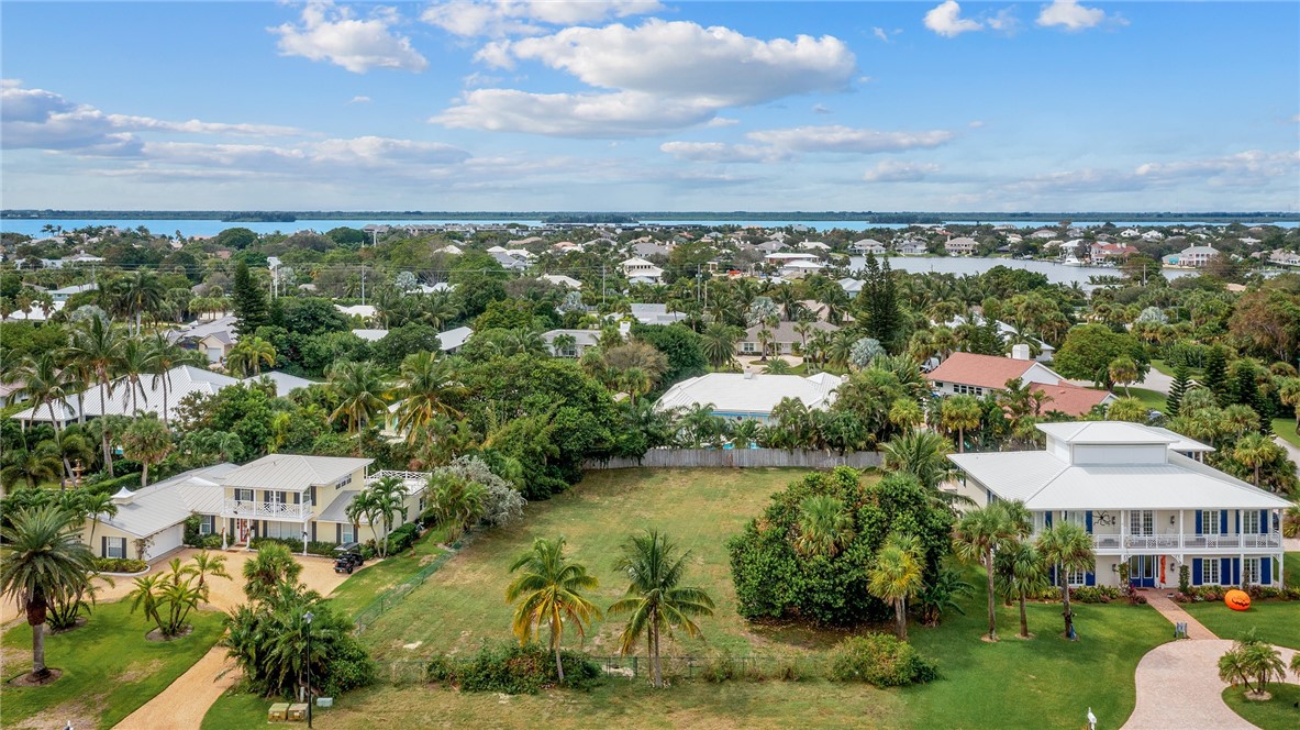 835 Reef Road Vero Beach, FL 32963 - Photo 23 of 34 Gallery Image 23