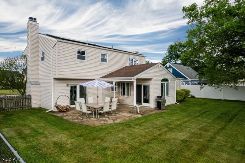 14 Allyson Road Flanders, NJ 07836 - Photo 3 of 25