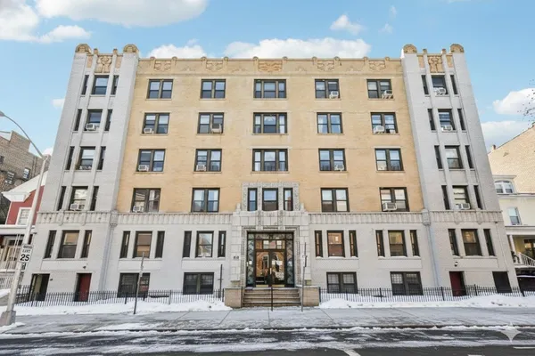 $3,895 | 333 Fairmount Avenue, Unit 5K, Jersey City, NJ 07306