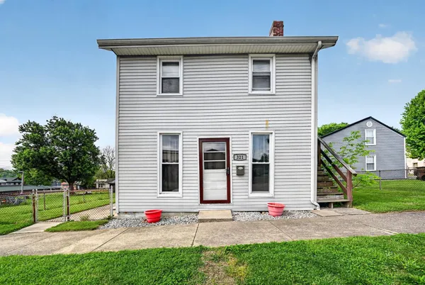 $129,900 | 321 2nd Street, Rising Sun, IN 47040