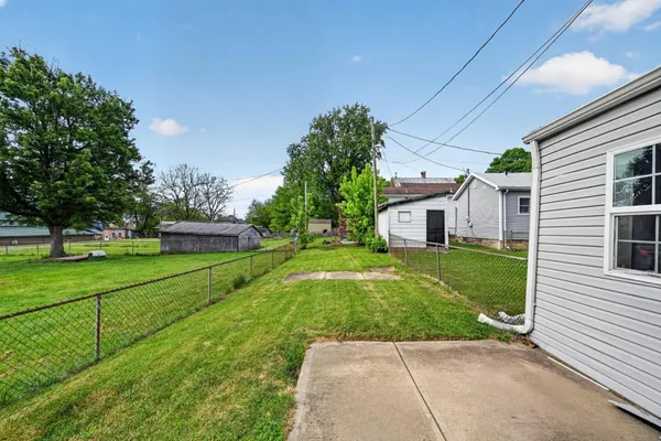 $129,900 | 321 2nd Street, Rising Sun, IN 47040