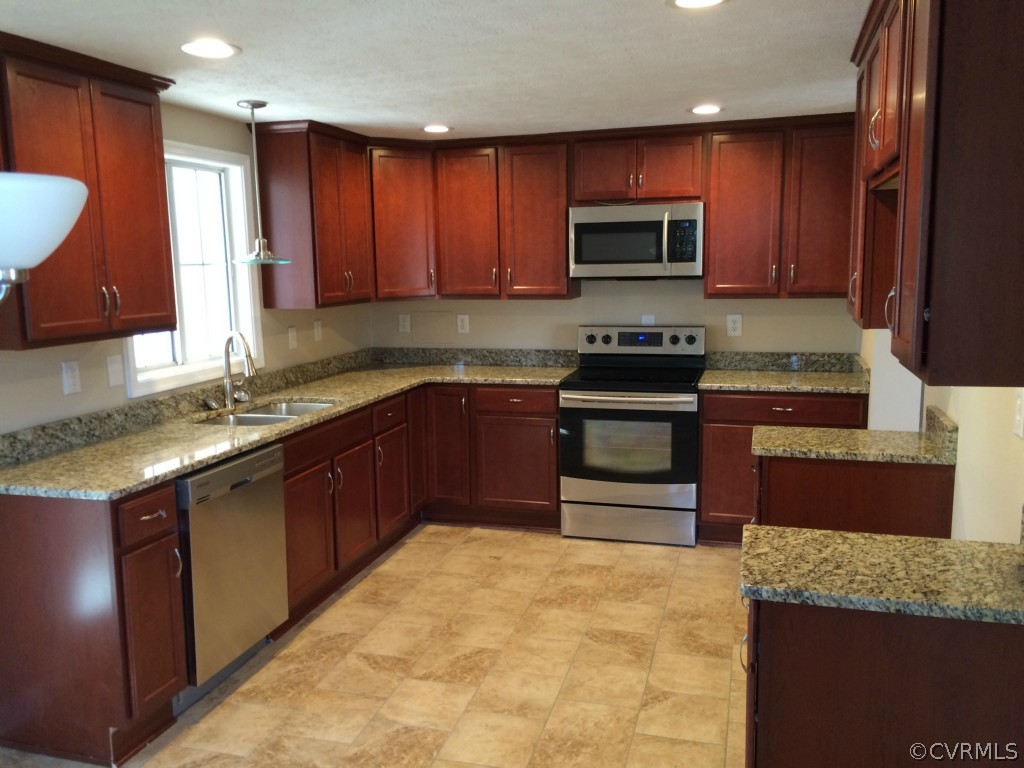 9303 Classic Road Glen Allen, VA 23060 - Photo 2 of 10 Gallery Image 2