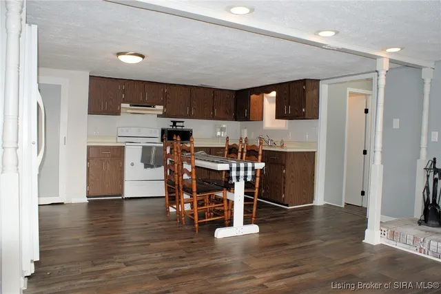 $525,000 | 6010 Cardinal Drive Northwest, Depauw, IN 47115