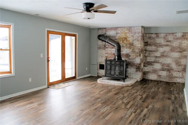 $525,000 | 6010 Cardinal Drive Northwest, Depauw, IN 47115