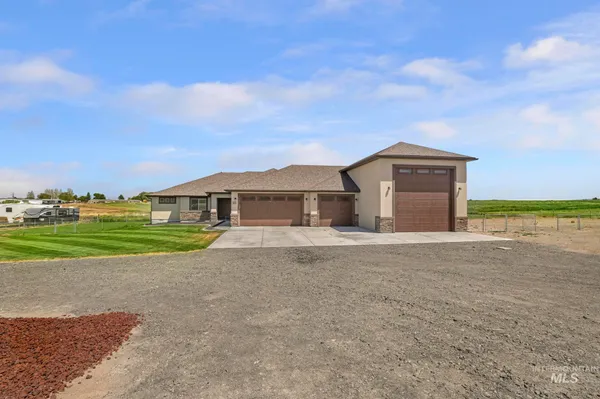 $635,000 | 4084 North 1600 East, Buhl, ID 83316