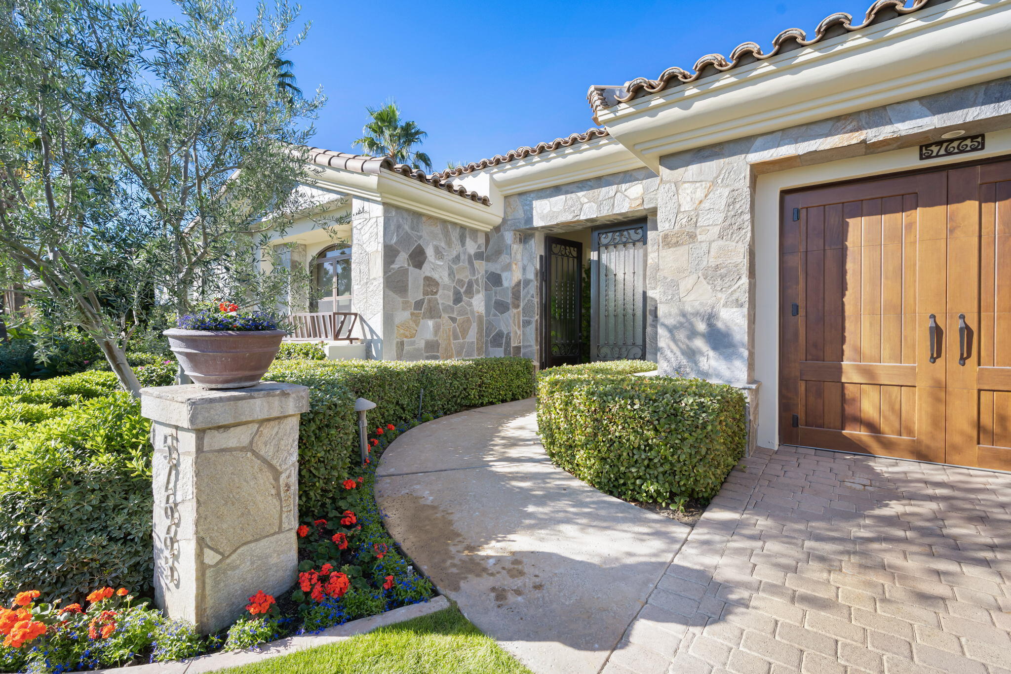 57665 Black Diamond La Quinta, CA 92253 - Photo 13 of 63 13-web-or-mls-SBBlackDiamond_1221_013