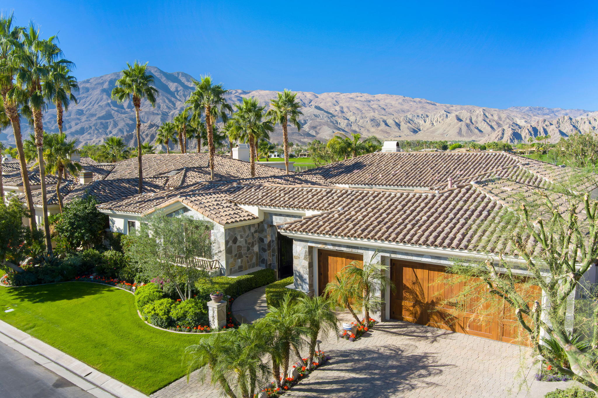 57665 Black Diamond La Quinta, CA 92253 - Photo 5 of 63 5-web-or-mls-SBBlackDiamond_1221_005