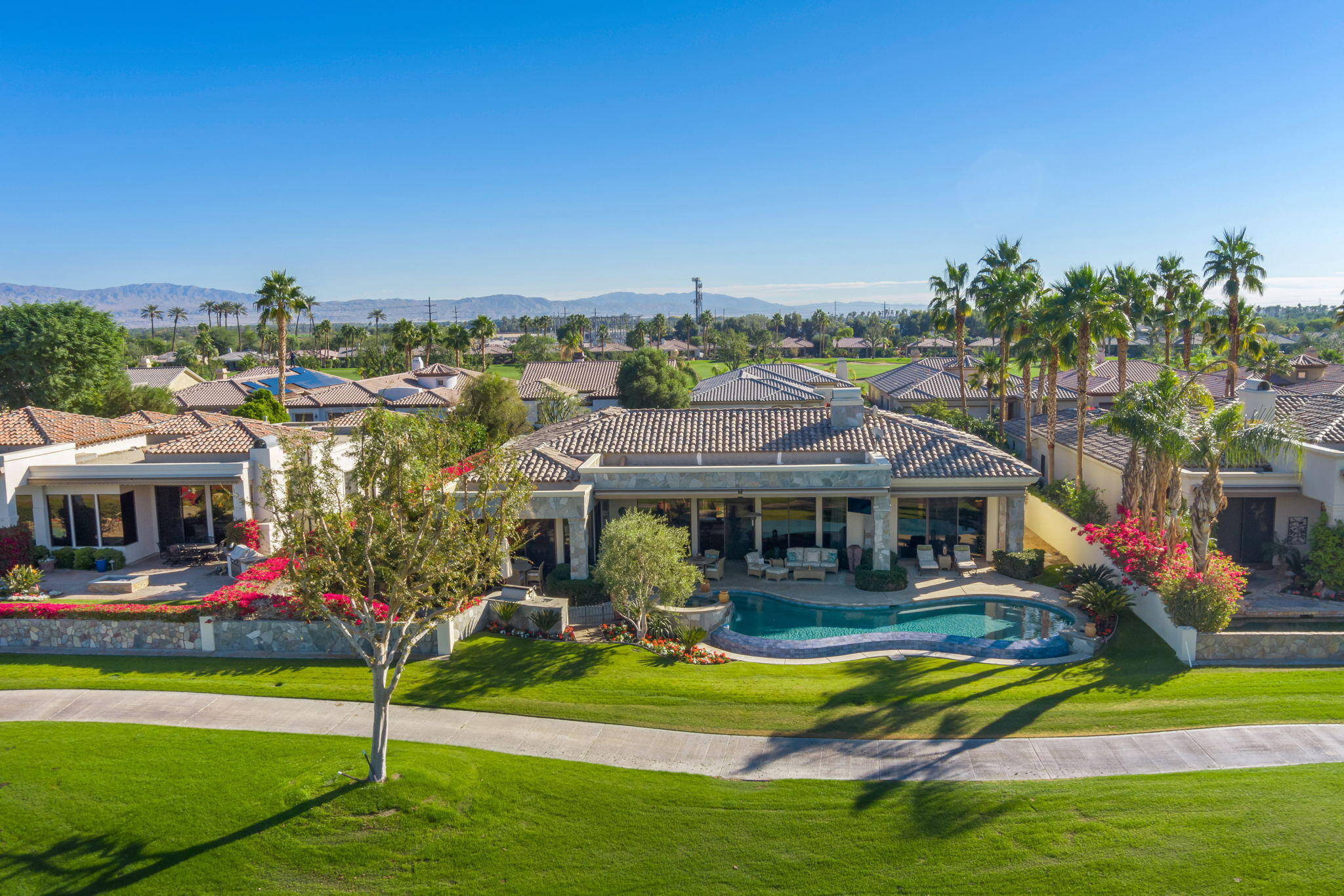 57665 Black Diamond La Quinta, CA 92253 - Photo 10 of 63 10-web-or-mls-SBBlackDiamond_1221_010