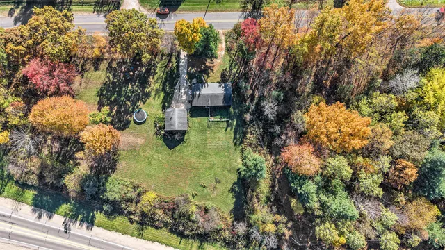 $293,000 | 5475 14 Mile Court Northeast, Rockford, MI 49341