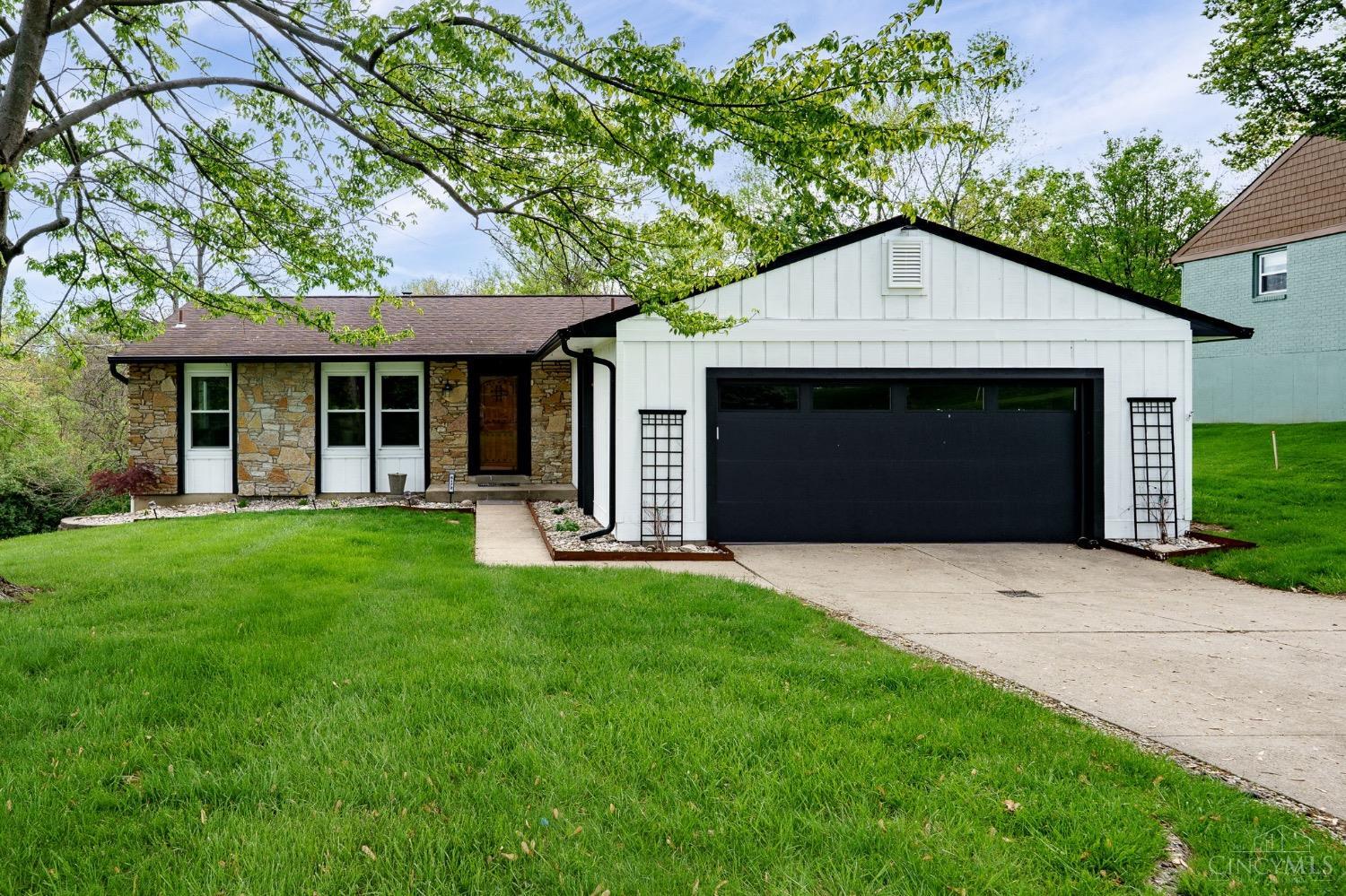 5172 Sheits Road Cincinnati, OH 45251 - Photo 1 of 47 Gallery Image 1