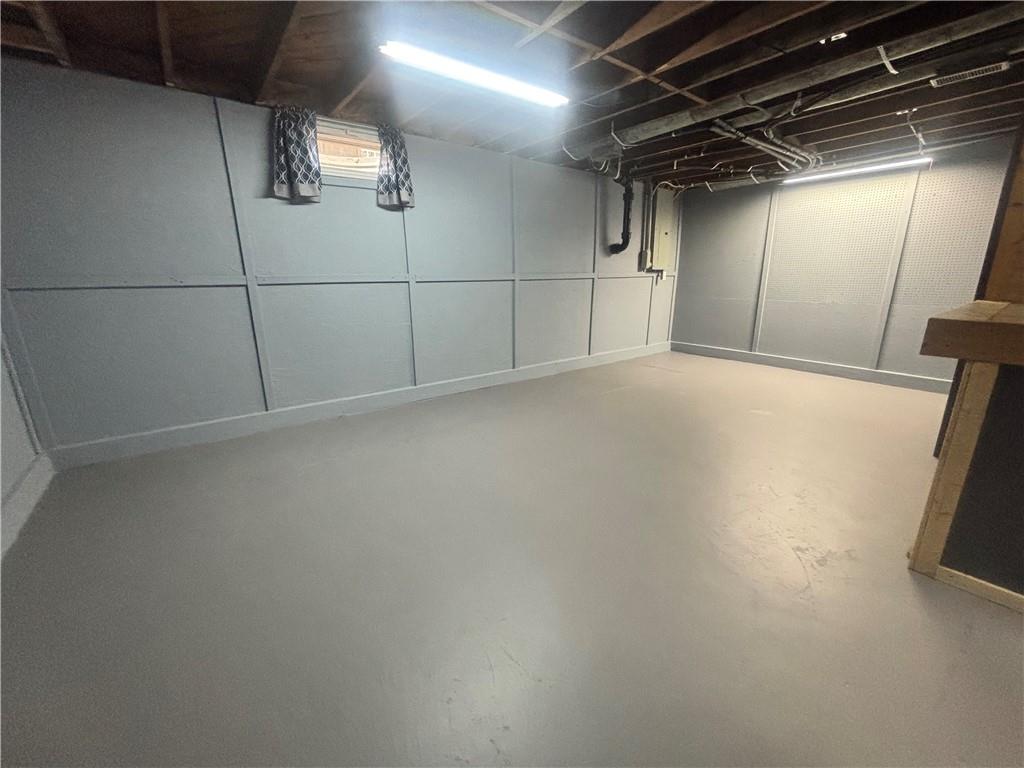 26 Mt View Drive Burgettstown, PA 15021 - Photo 36 of 45 a view of empty room