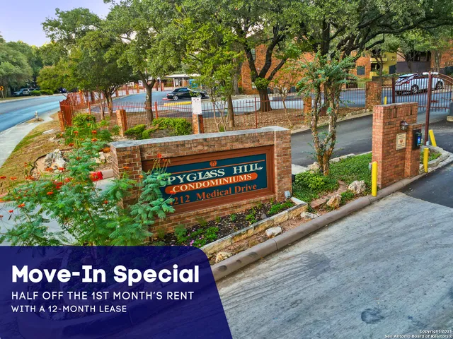 $700 | 4212 Medical Drive, Unit 401, San Antonio, TX 78229