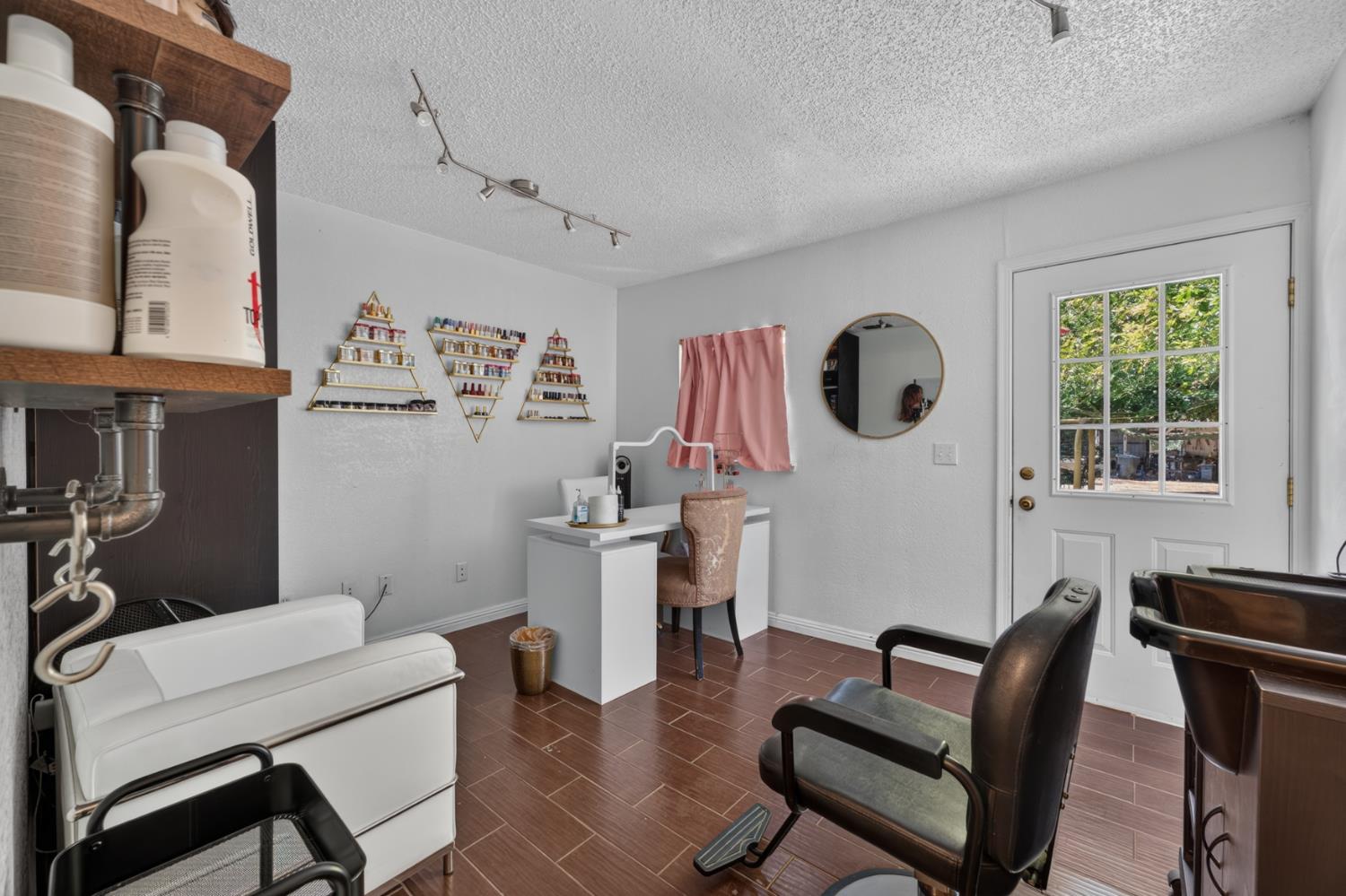 8986 Mooney Road Elk Grove, CA 95624 - Photo 42 of 92 Gallery Image 42