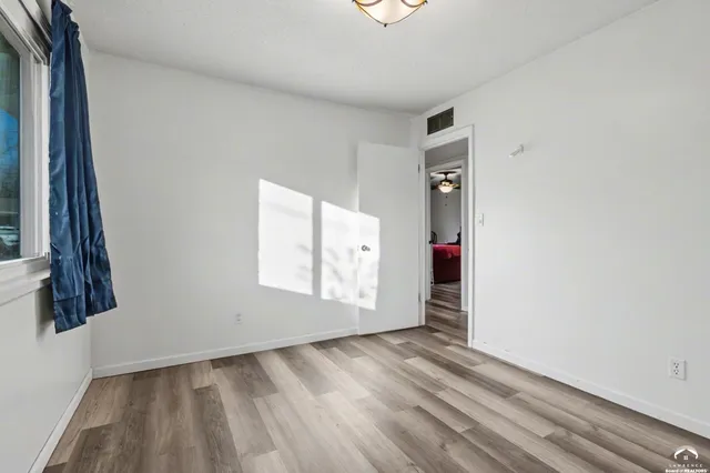 $307,450 | 925 West 27th Terrace, Lawrence, KS 66046