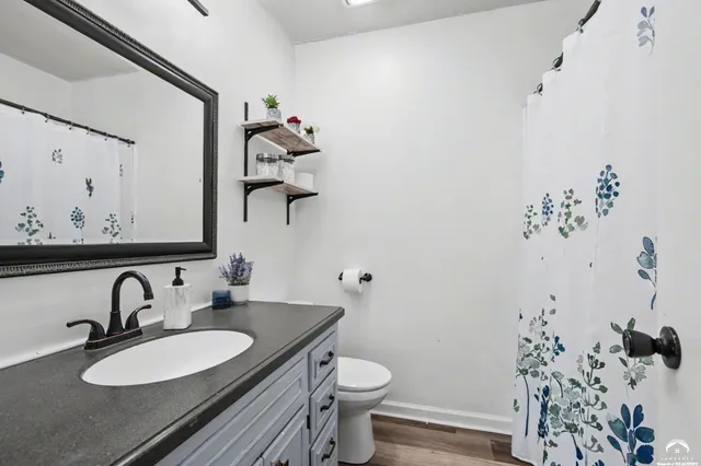 $307,450 | 925 West 27th Terrace, Lawrence, KS 66046