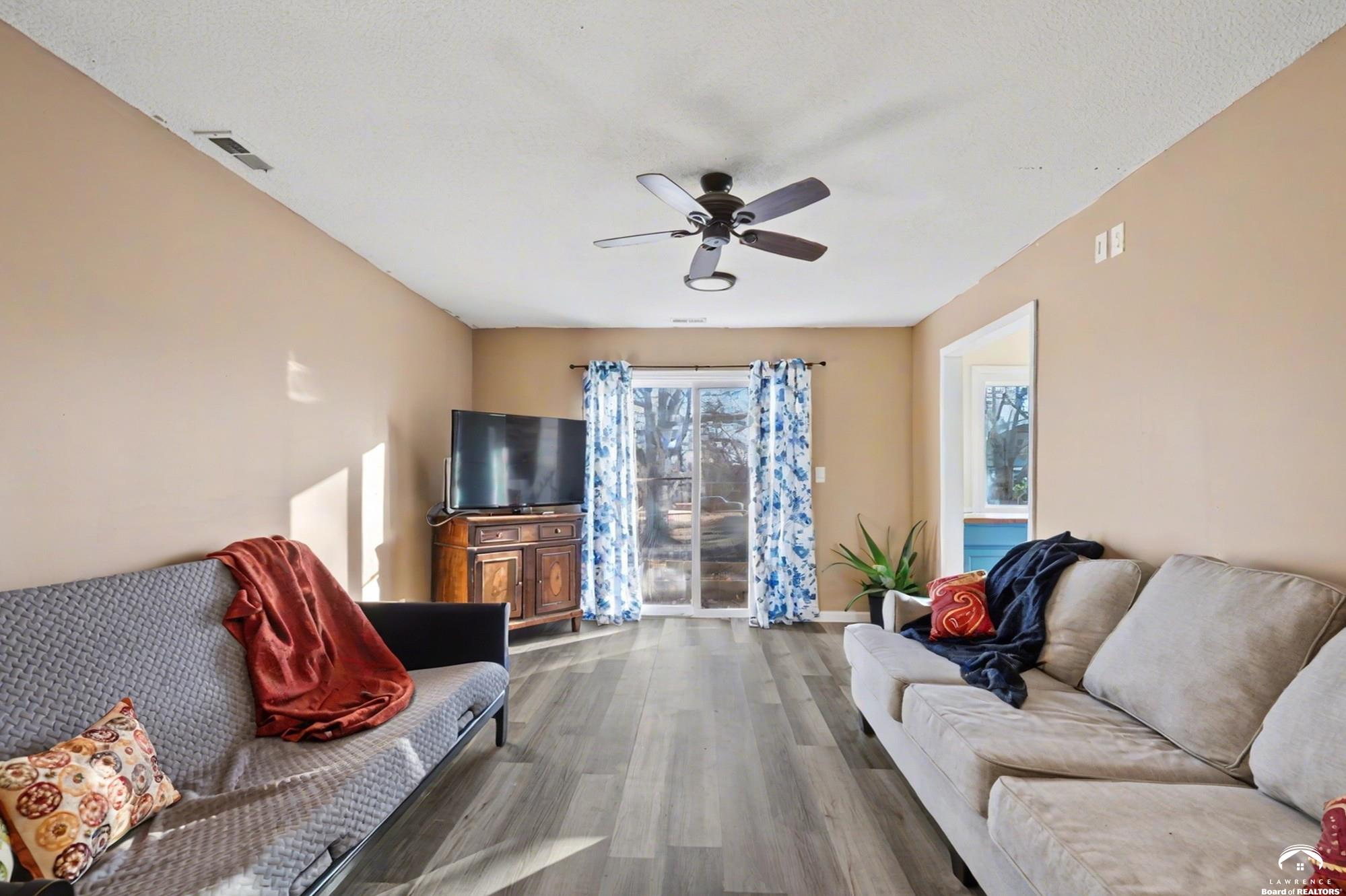 925 West 27th Terrace Lawrence, KS 66046 - Photo 8 of 30