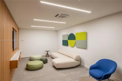 $3,590,000 | 300 Biscayne Blvd Way, Unit 2802, Miami, FL 33131