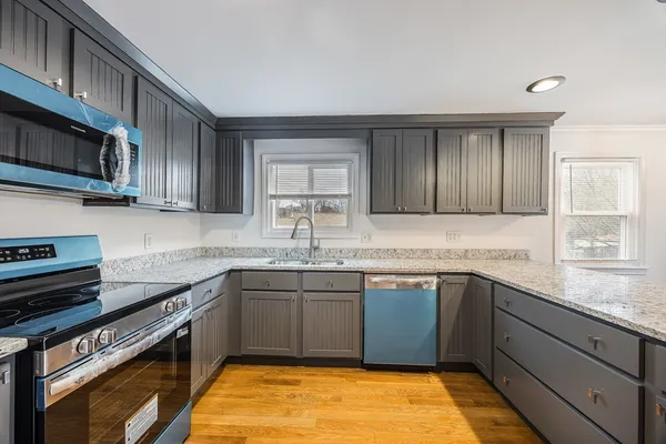 $3,000 | 25 Enfield Street, Unit 1, North Andover, MA 01845