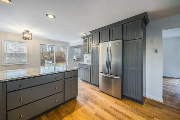 $3,000 | 25 Enfield Street, Unit 1, North Andover, MA 01845