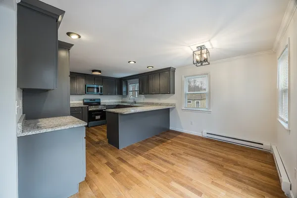 $3,000 | 25 Enfield Street, Unit 1, North Andover, MA 01845